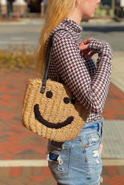 Bolso tipo bombonera All Happy Vibes