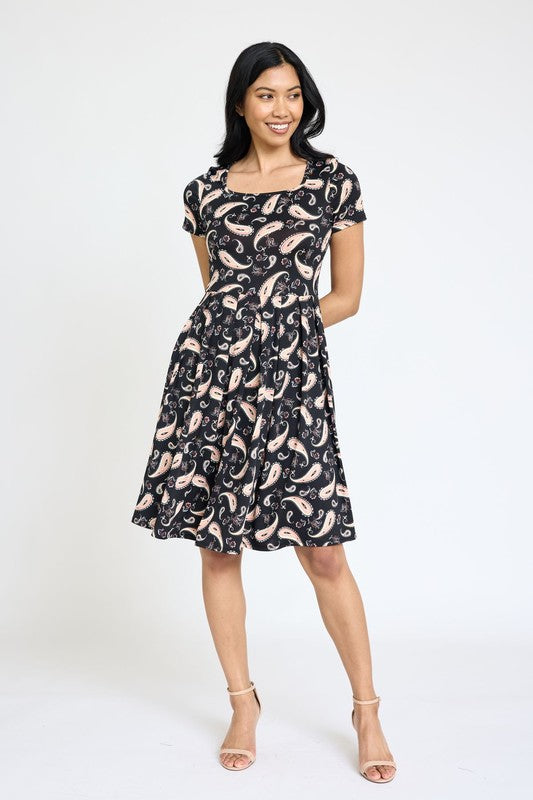 Paisley Short Sleeve Pleated Midi Dress