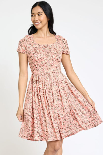 Vestido midi plisado de manga corta floral