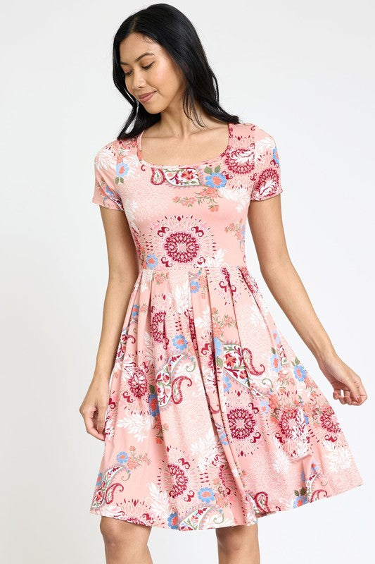 Vestido midi plisado de manga corta Medallion