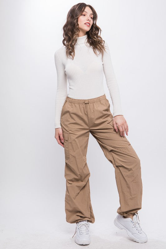 Pantalones cargo de paracaídas de corte holgado para mujer