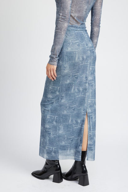 FALDA MAXI DE DENIM CON ESTAMPADO DE TIRO ALTO