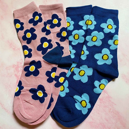 Modern Daisy Socks Set Of 2 Pairs