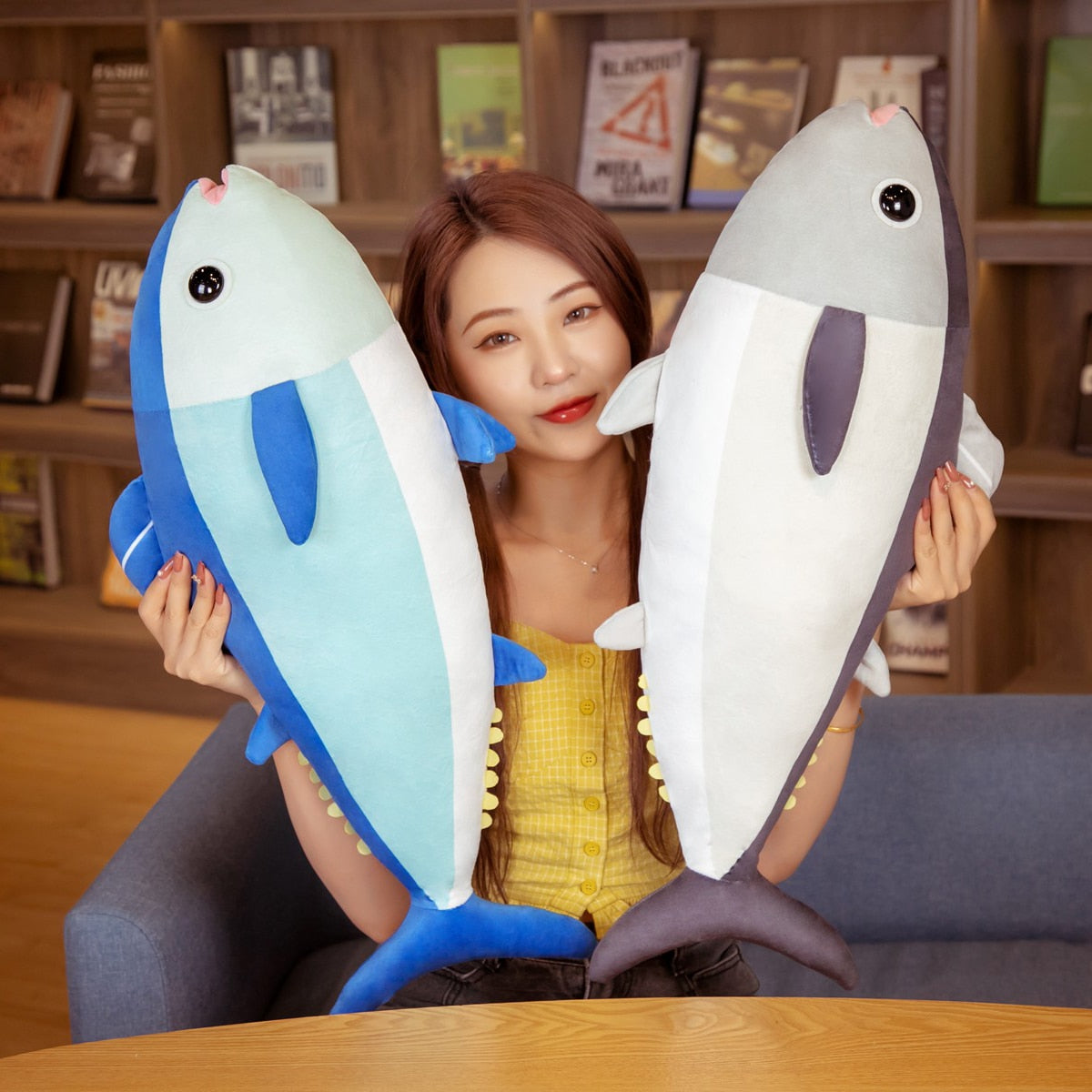 Juguetes de peluche lindos de pez atún Kawaii de 65 cm - Almohada de pez suave rellena de dibujos animados