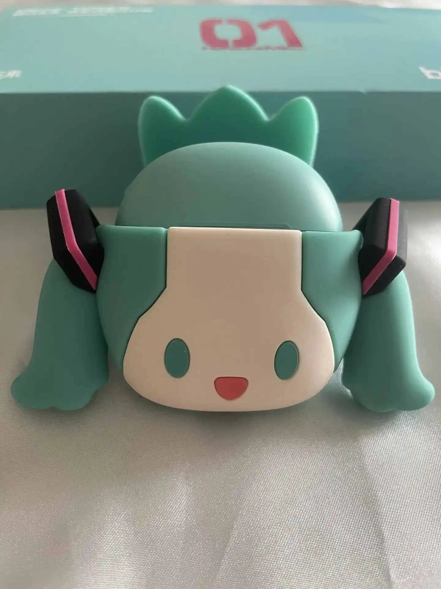 Hatsune Miku Anime Cartoon Wireless Bluetooth Headphones Set Cute Silicone Protective Cover Semi-in-ear